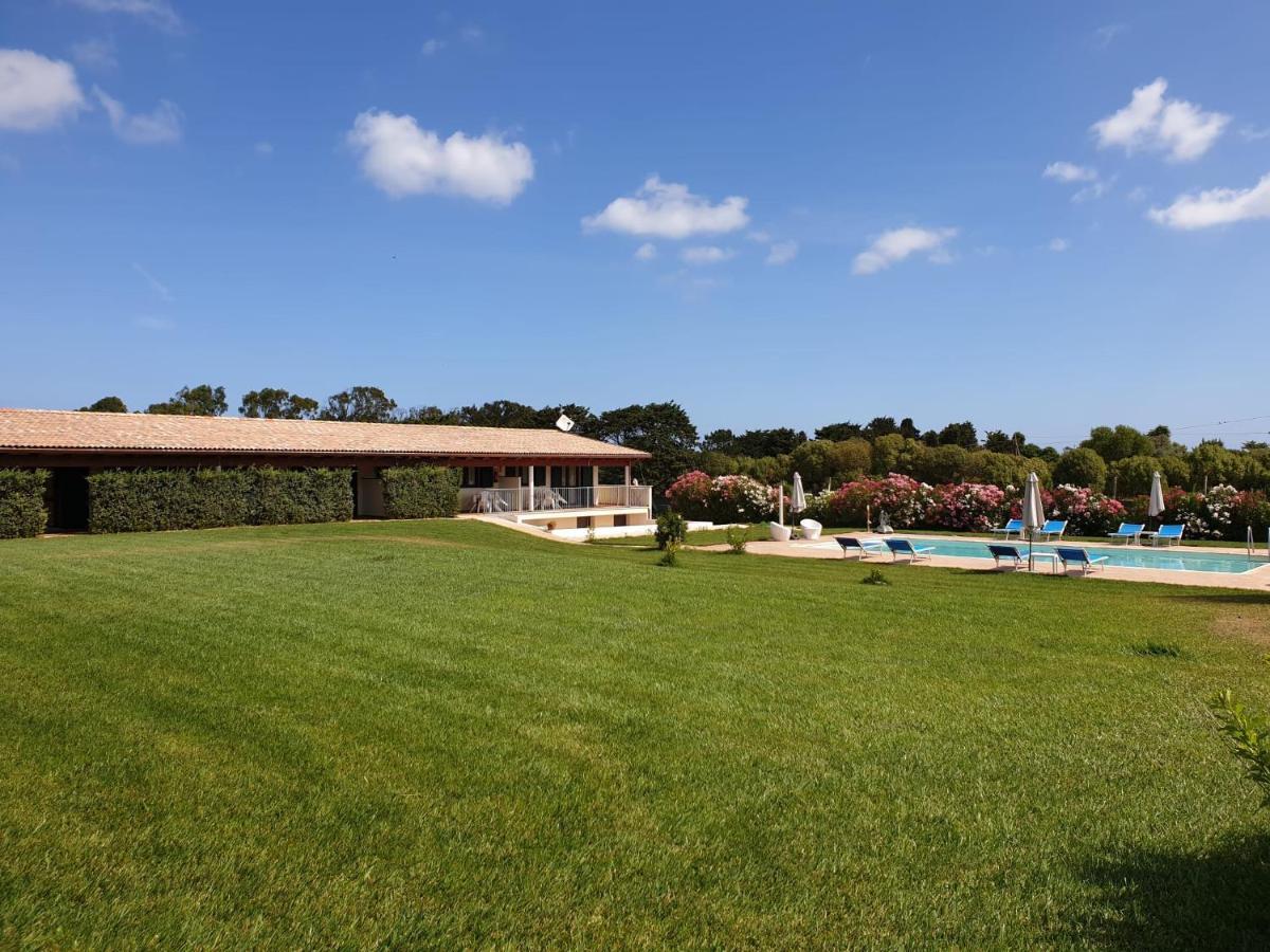 Agliadò Vila Platamona Exterior foto