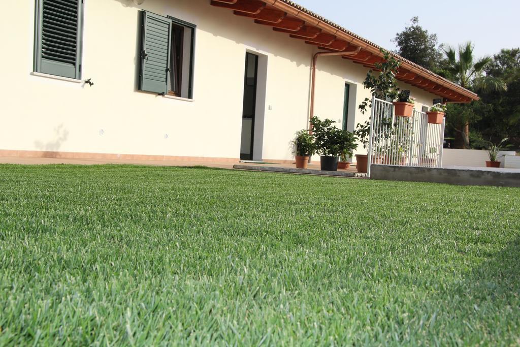 Agliadò Vila Platamona Exterior foto